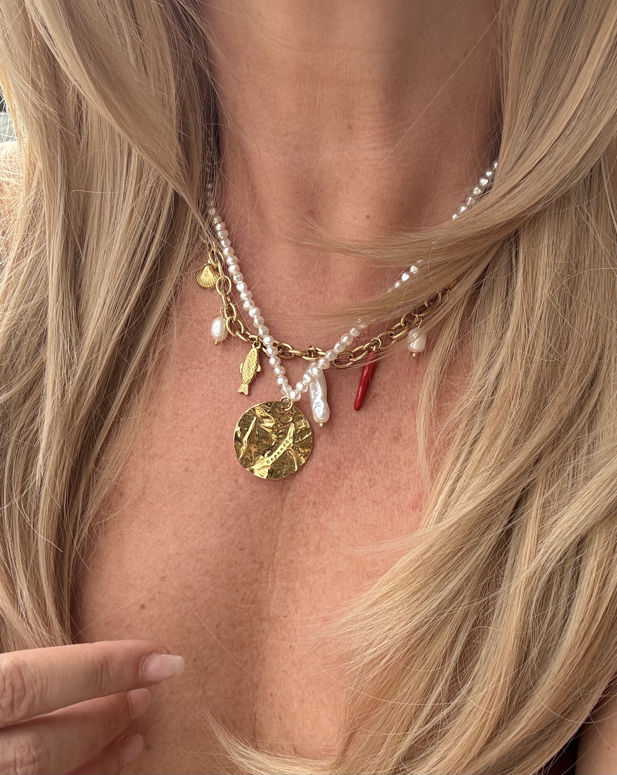 Amalfi pearl necklace gold - 4