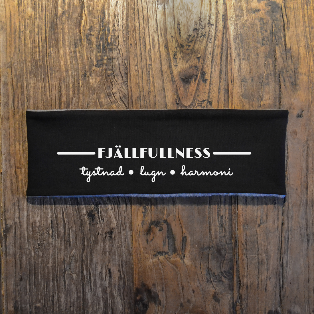 Pannband (svart) - "Fjällfullness" Quote