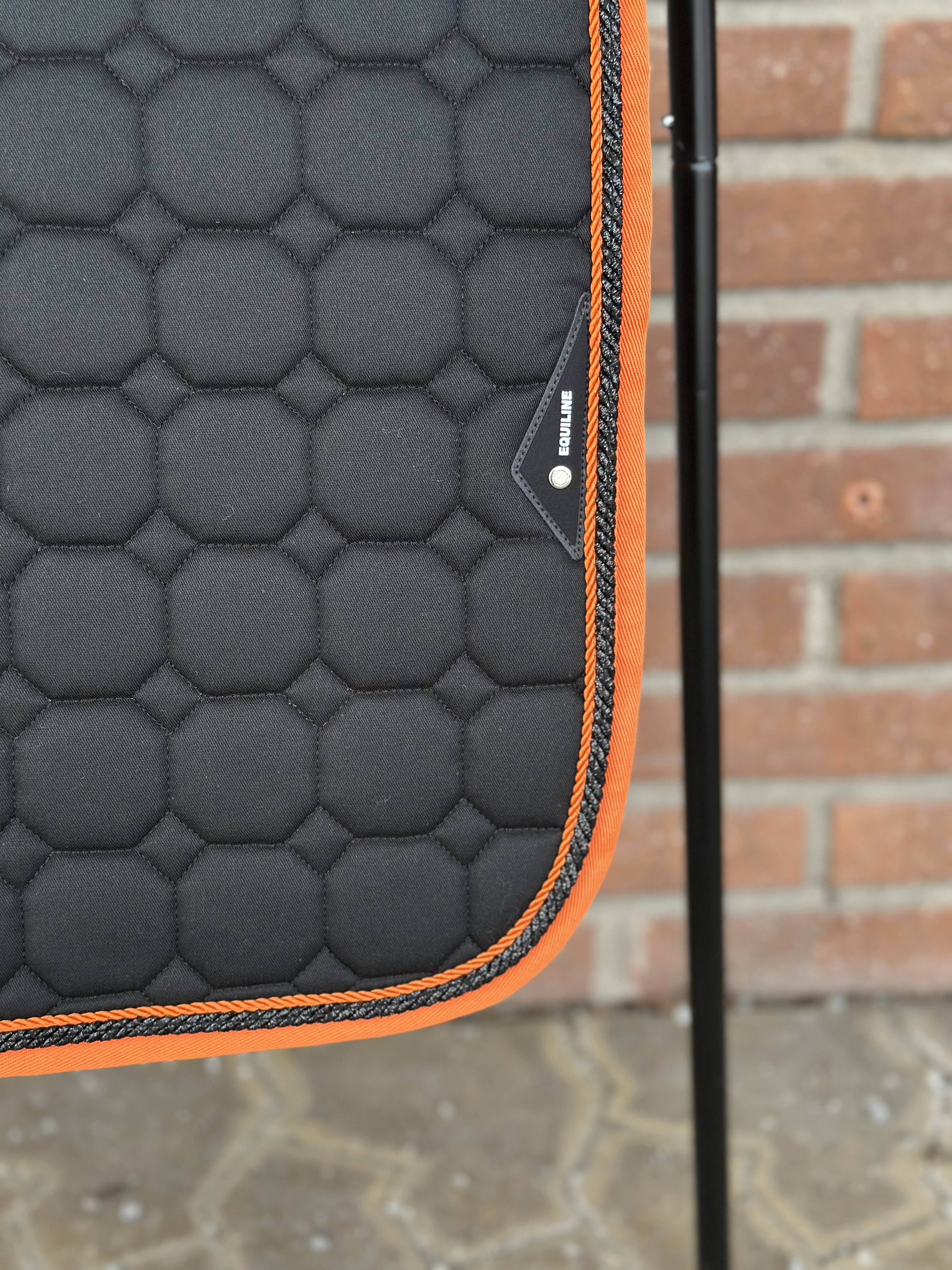 Equiline Octagon 2 flätor + kantband - 3