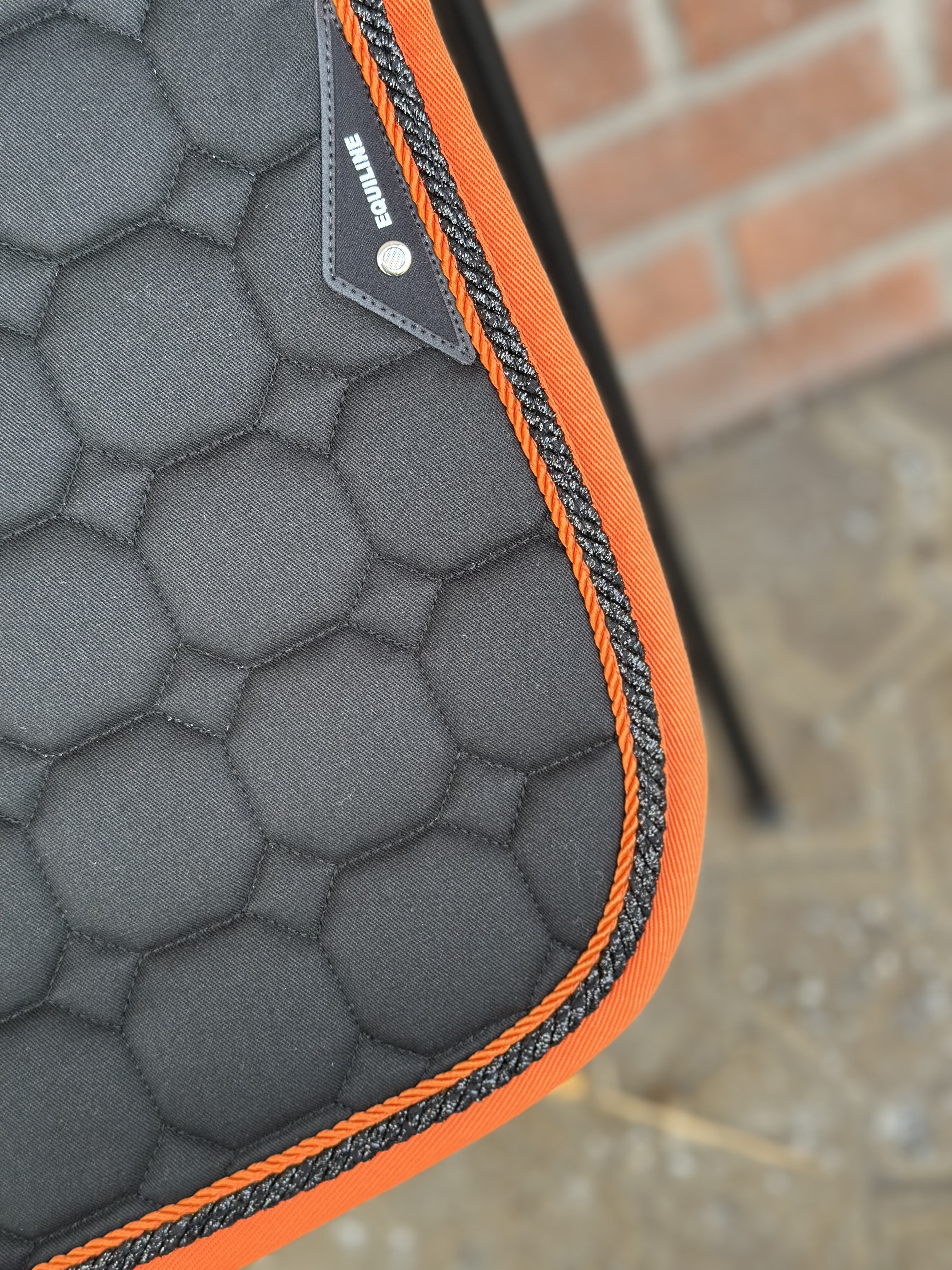 Equiline Octagon 2 flätor + kantband - 4