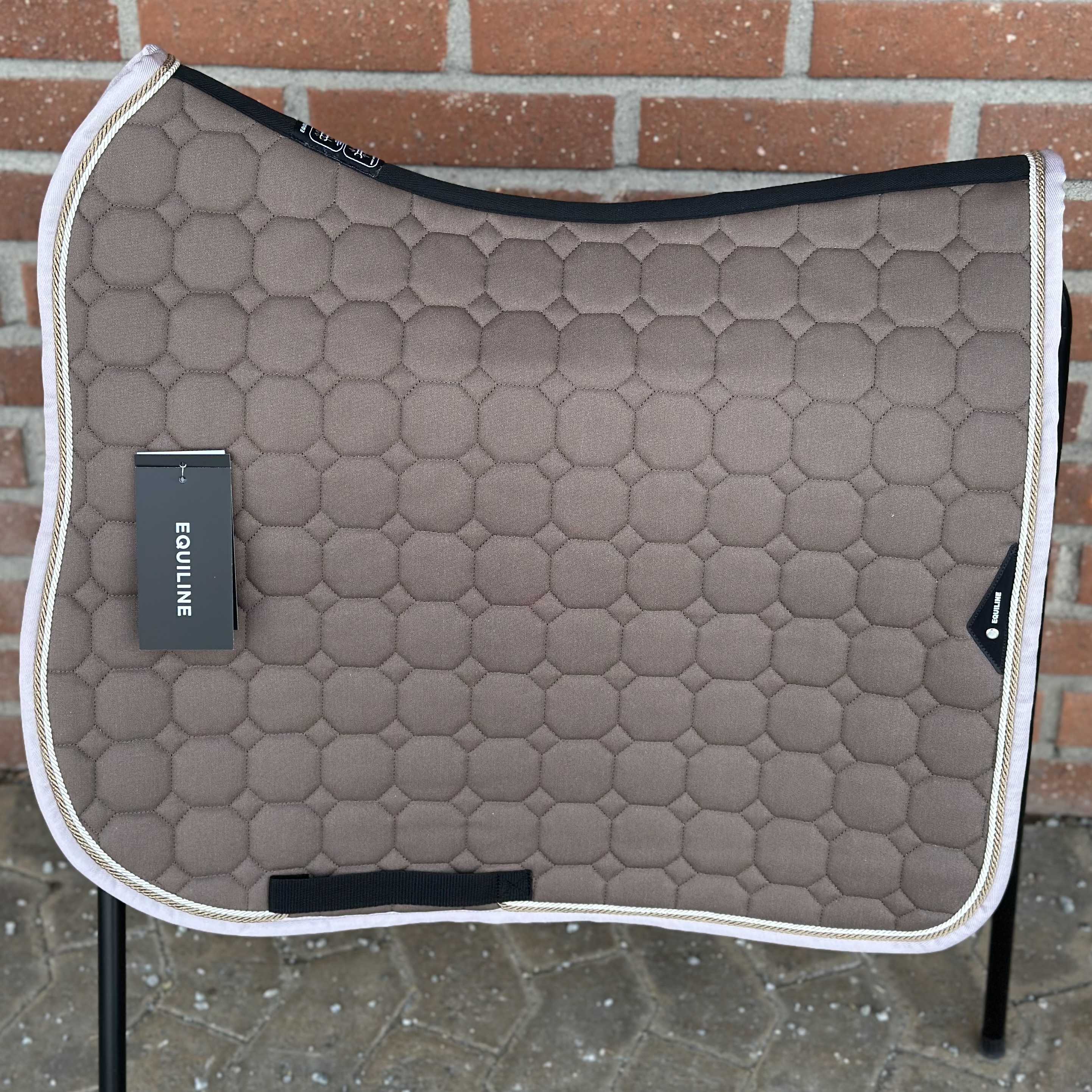 Equiline Octagon 2 flätor + kantband