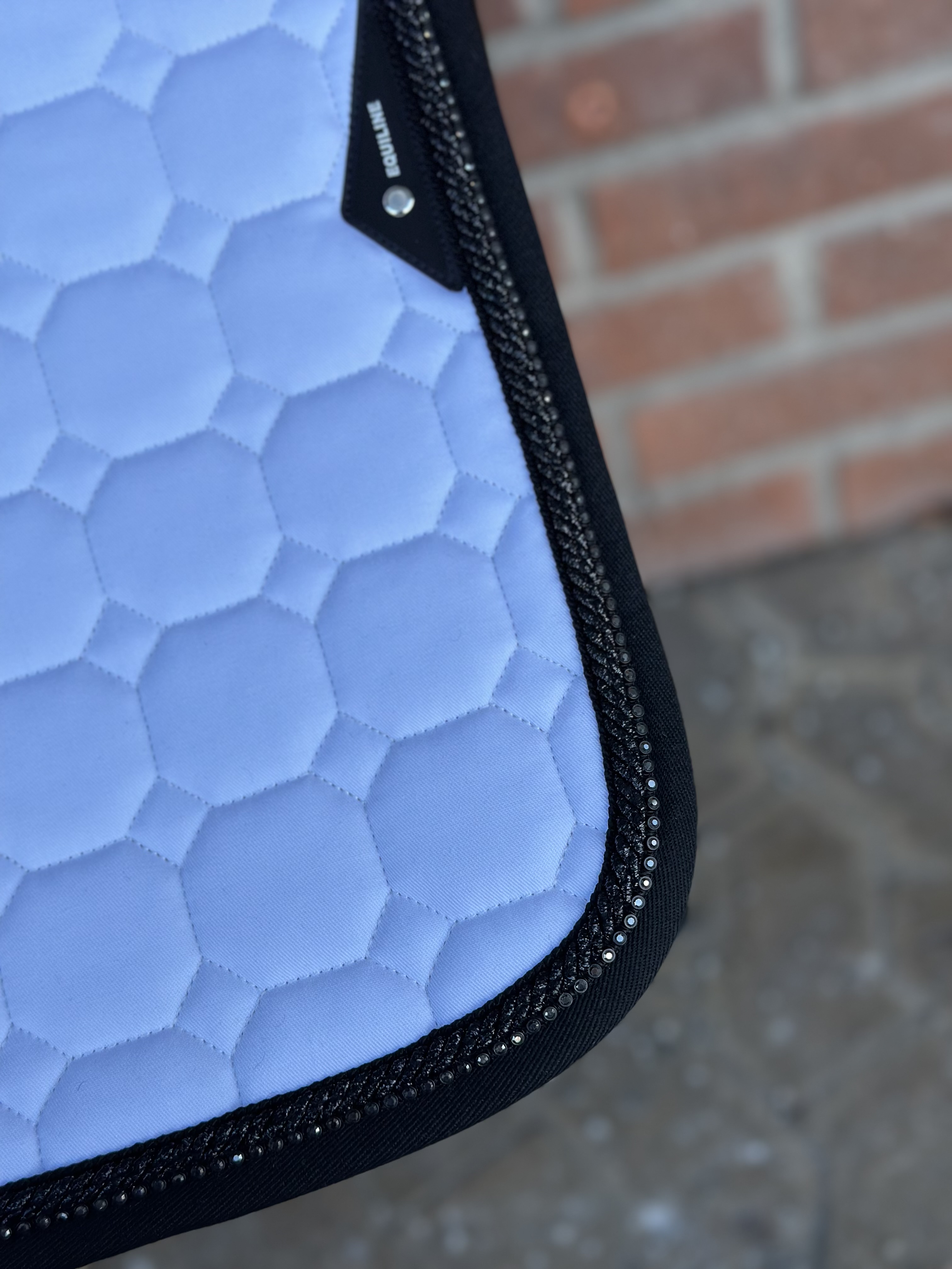 Equiline Octagon kb,  bling, 1 fläta, vitt m svart  - 4