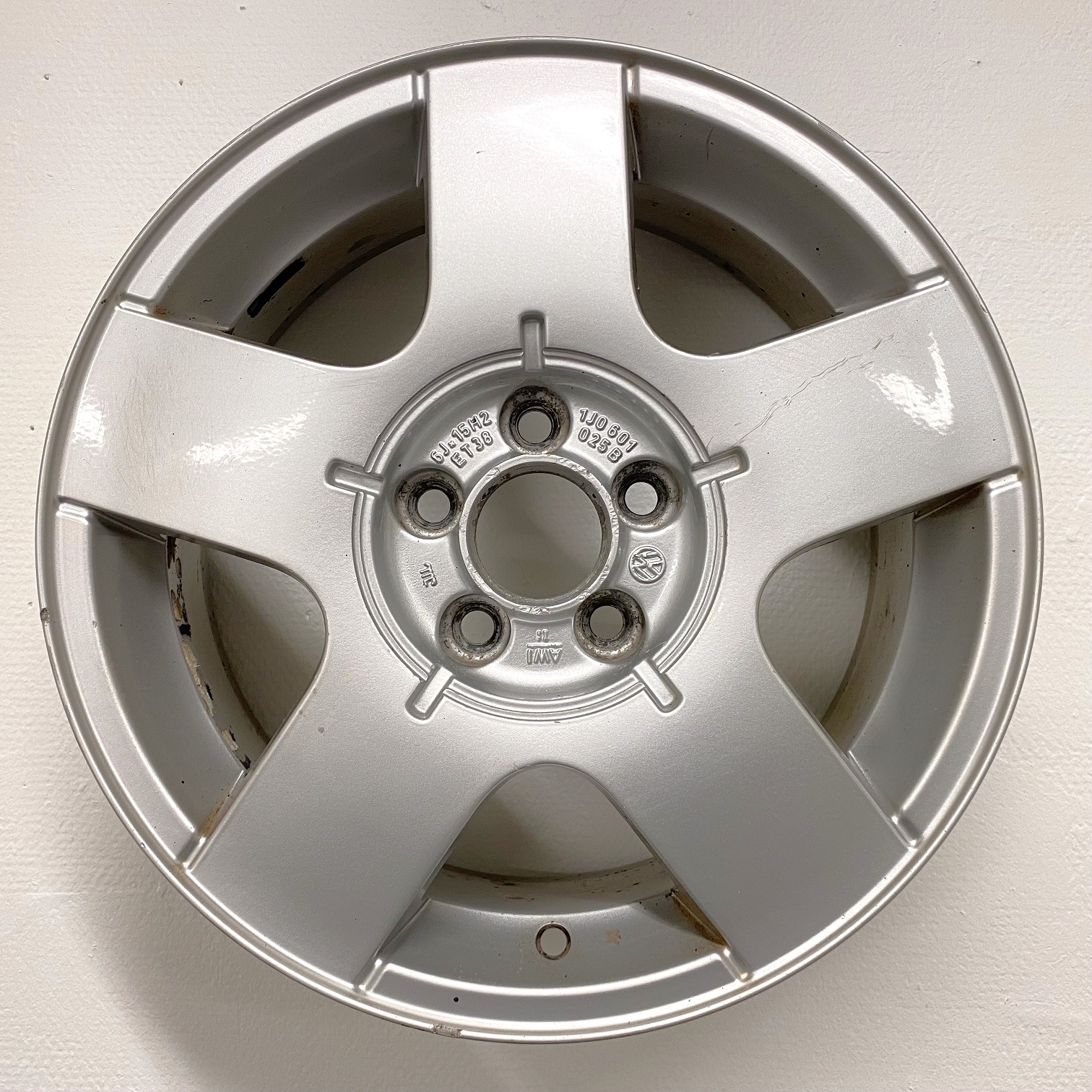 BEGAGNAT | 4 st | FÄLGAR | Volkswagen Original Silver | 5x100 6x15 ET38 57.1 | J-1-1 - 2