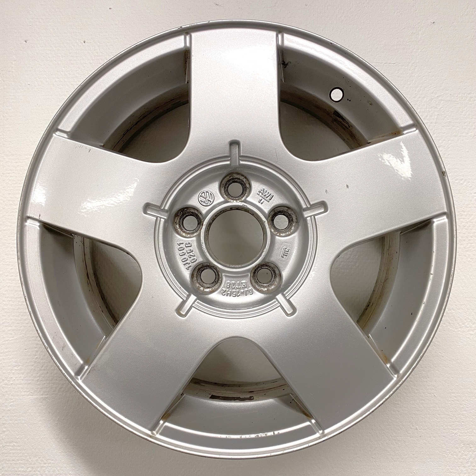 BEGAGNAT | 4 st | FÄLGAR | Volkswagen Original Silver | 5x100 6x15 ET38 57.1 | J-1-1