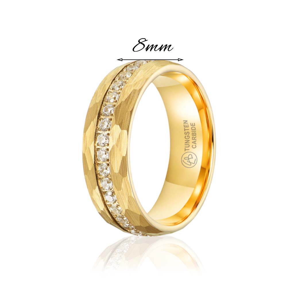 Ring Allians Hamrad Eternity. En unik ring i skandinavisk design fra hjertet af Onsala, 8 mm bred.