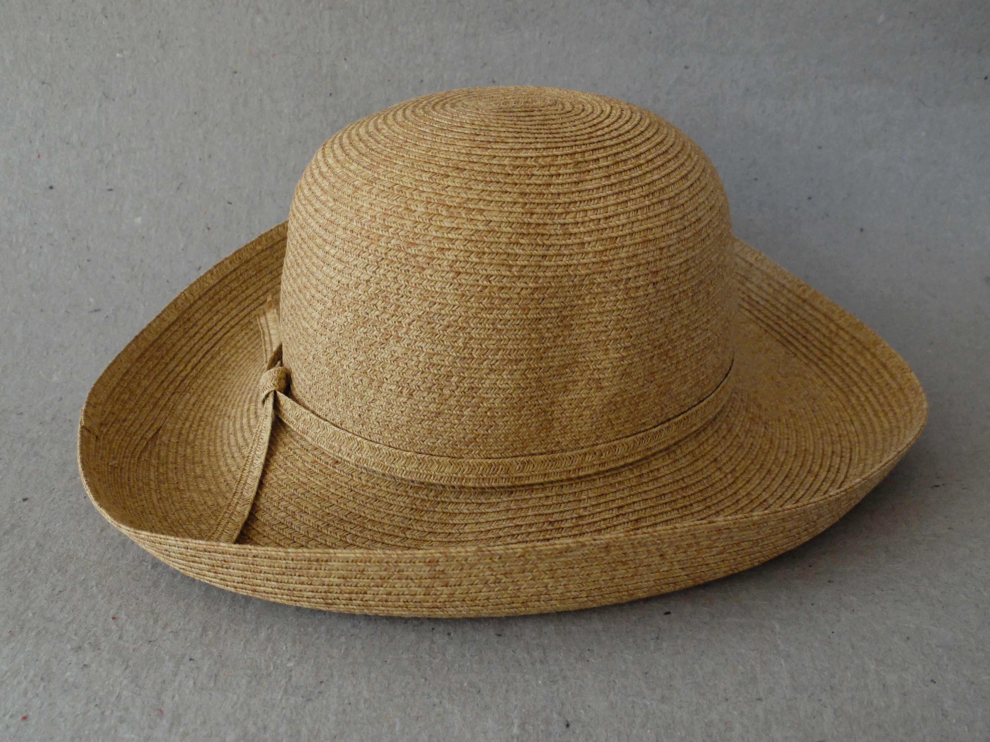 Damhatt/sommar/Ljus
