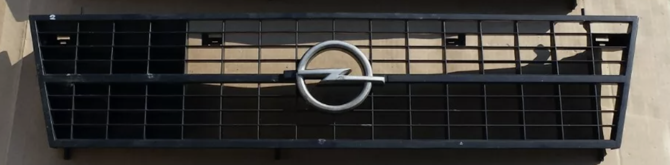 Kadett D - Grill przedni - 2
