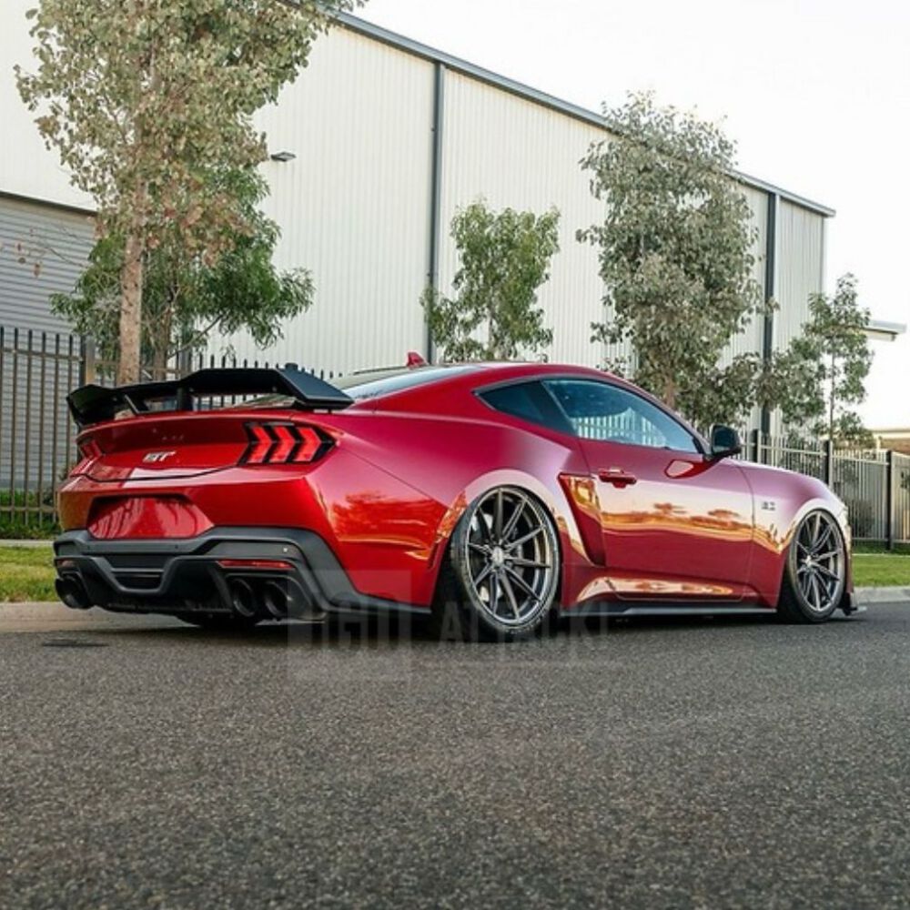 Bakre diffusor och dimljus – Dark Horse Style (MUSTANG 24-25) - 2