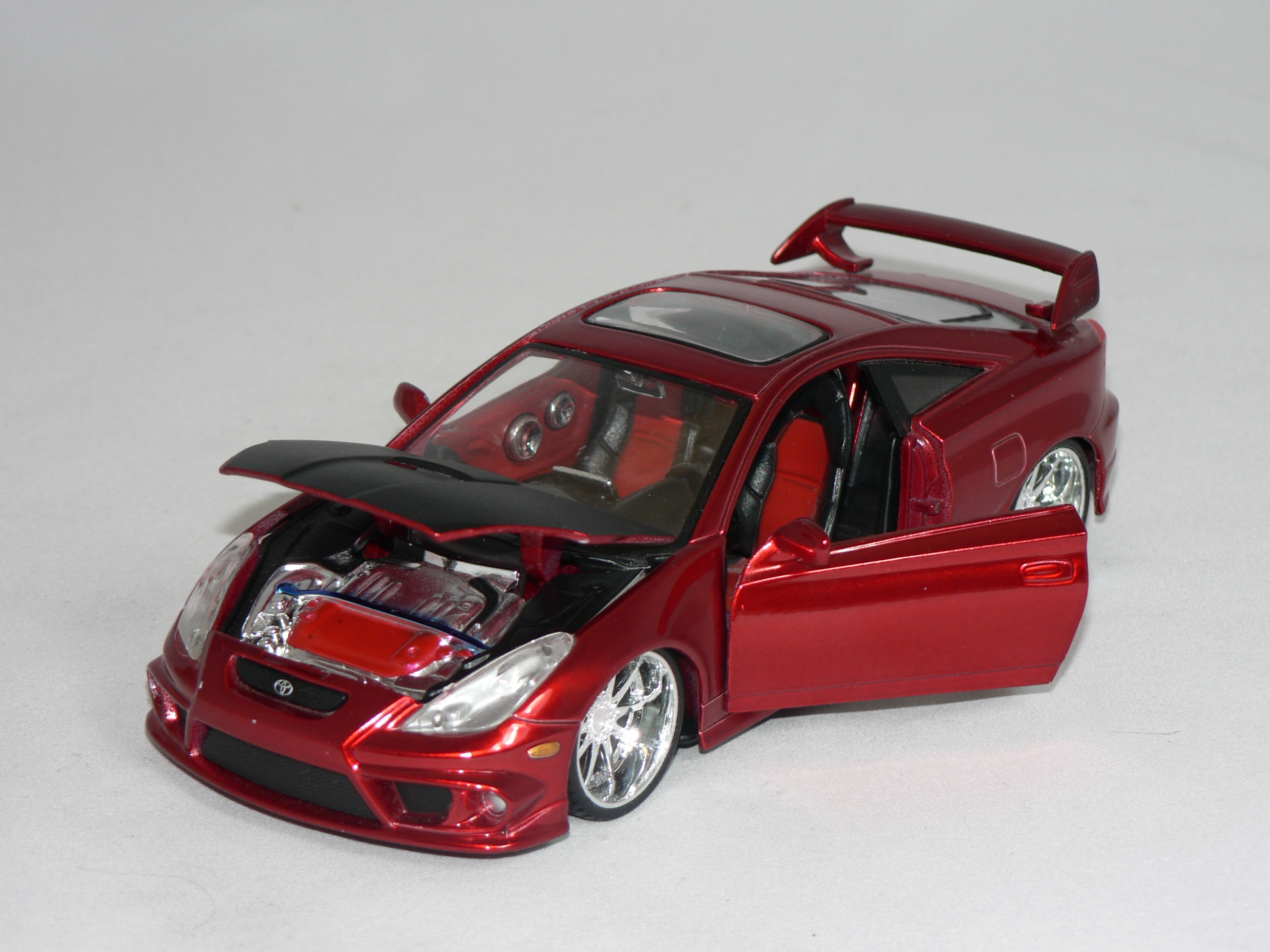 Toyota  Celica   GT-S  1:24  Maisto - 4