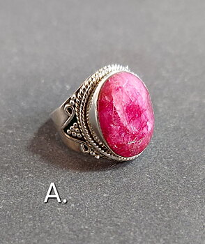 Filigran Ring Silver - Facettslipad Rubin Cabochon - 3 sorter