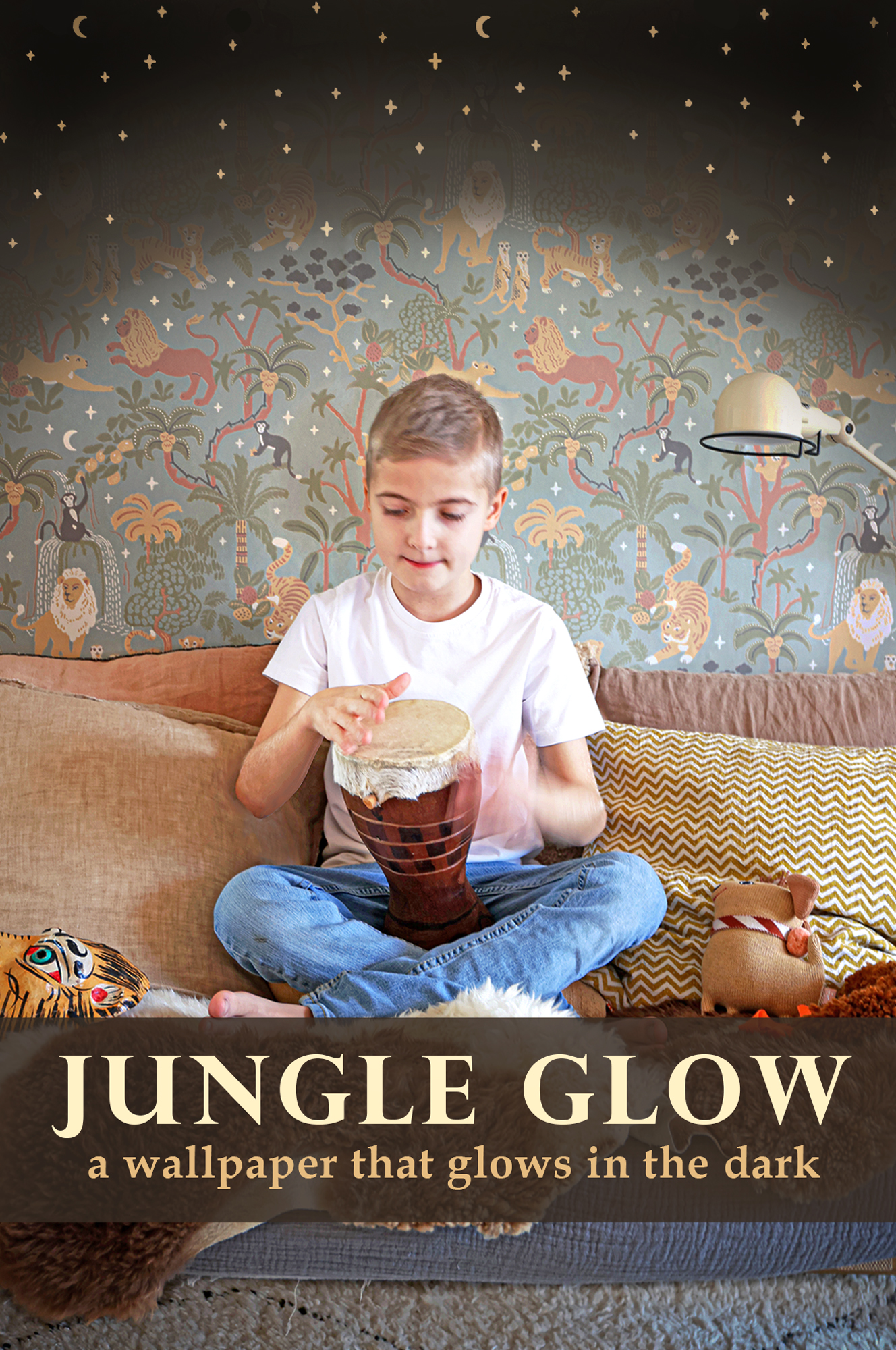 JUNGLE GLOW TROPICAL BLUE WITH GLOW IN THE DARK!!!     