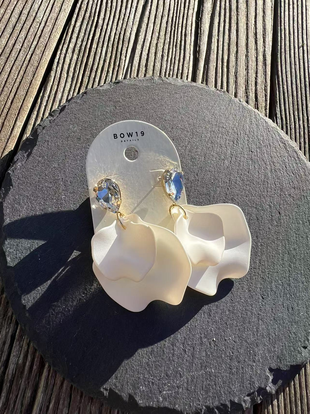 BOW19 Cz Leaf Earrings White -NEW in 2025-