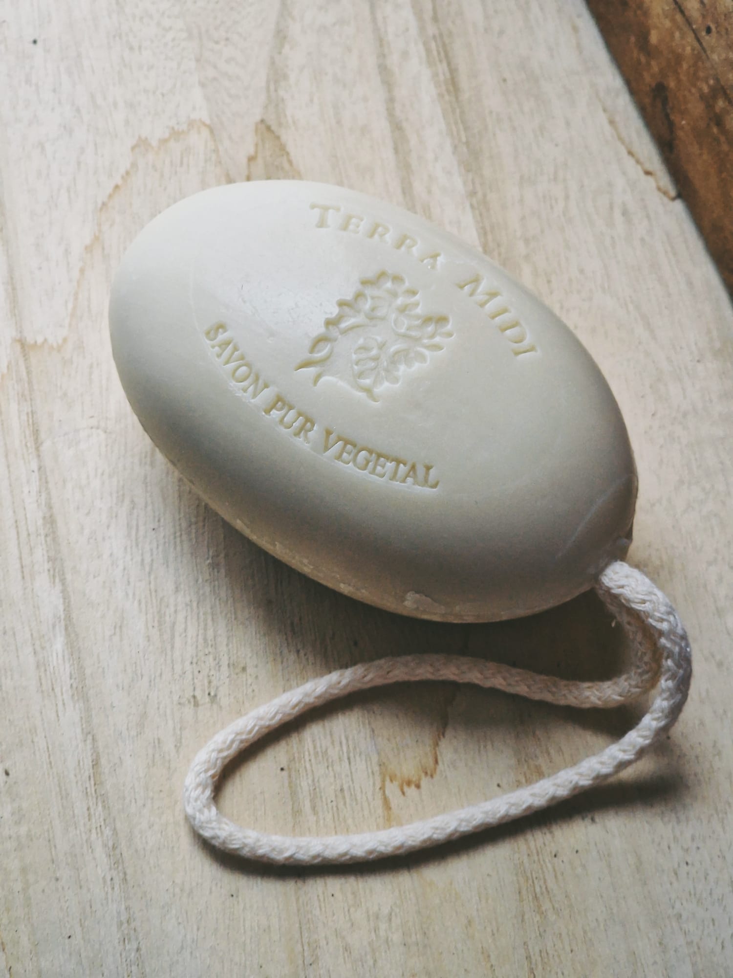 Roap soap, Almond