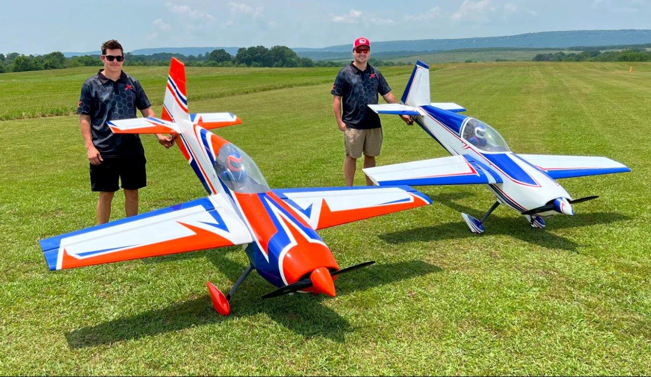 Extreme Flight Extra 260 104tum/2.6m 120-130CC Orange/Blue - 3