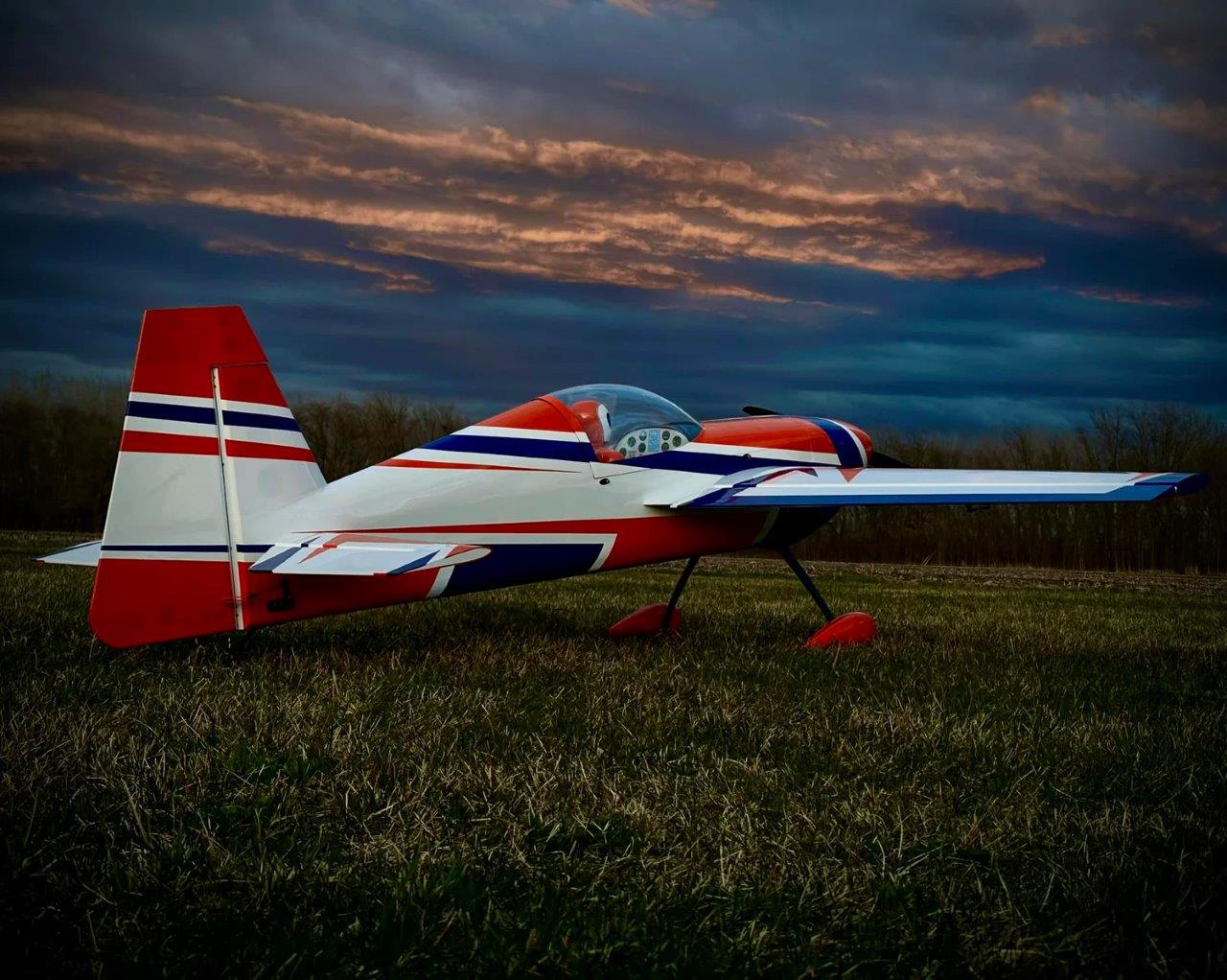 Extreme Flight Extra 260 104tum/2.6m 120-130CC Orange/Blue - 5