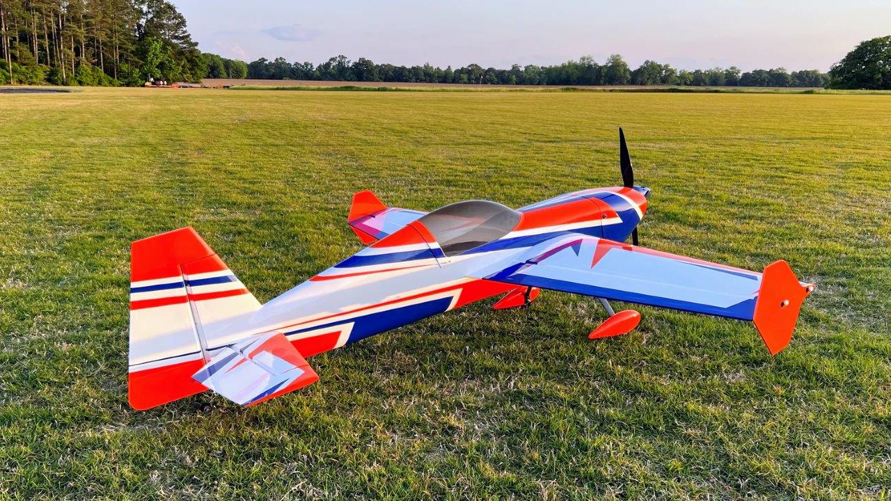 Extreme Flight Extra 260 67tum/1.7m AM670 Orange/White - 4
