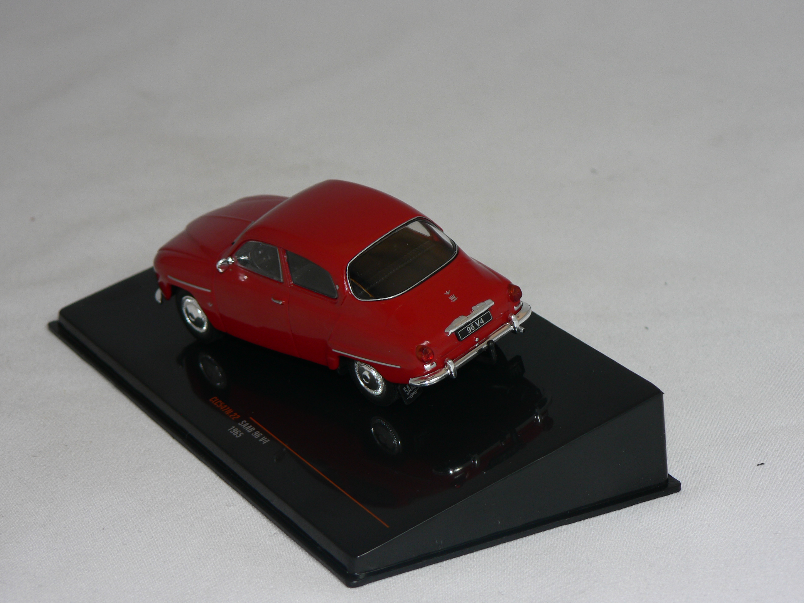 Saab 96 V4  1965  1:43  IXO - 2