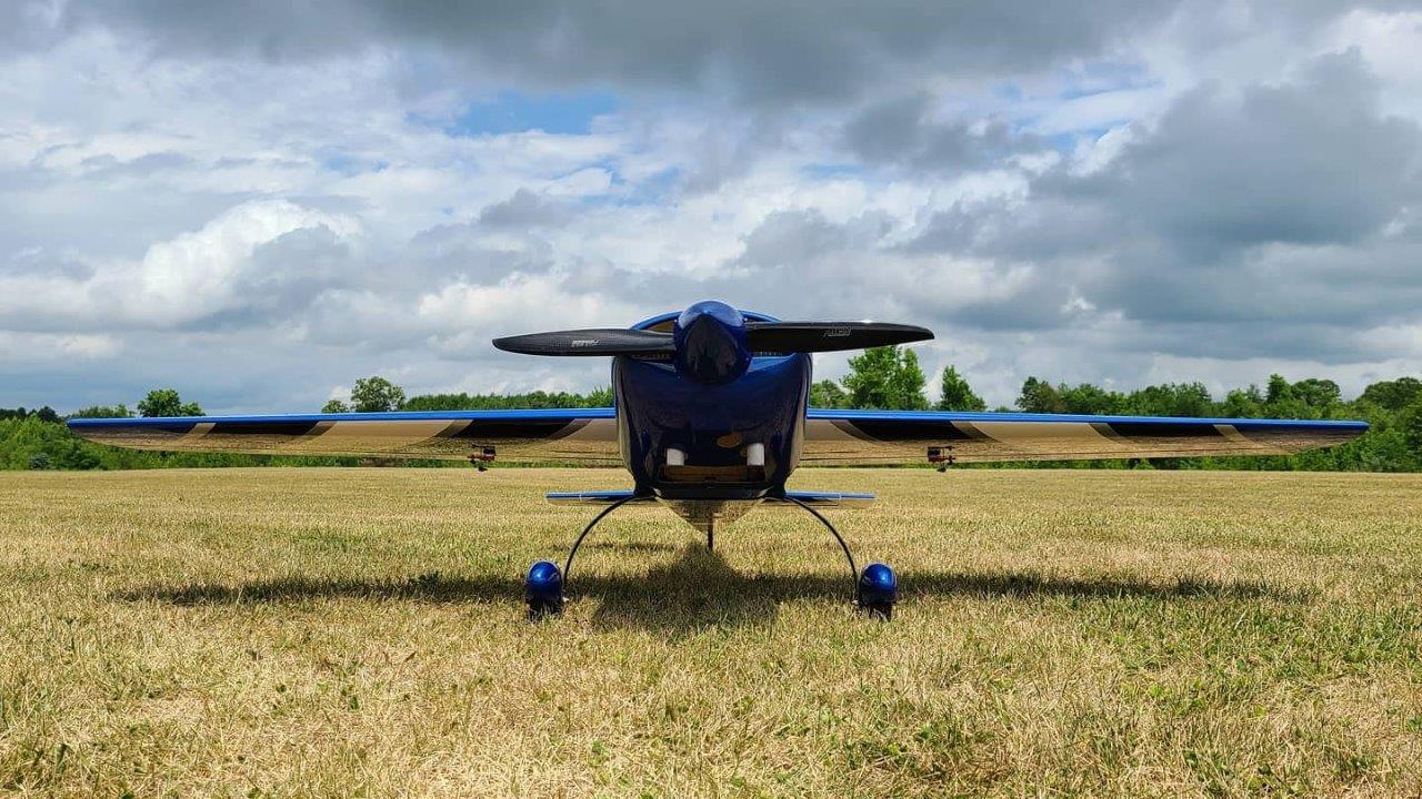 Extreme Flight Extra 300 91tum/2.3M 70-76CC/XPWR 60CC V2 Blue/White - 2
