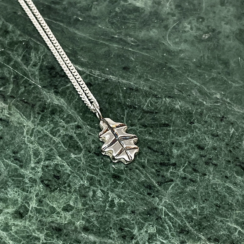 Halsband EK, återvunnet silver ox