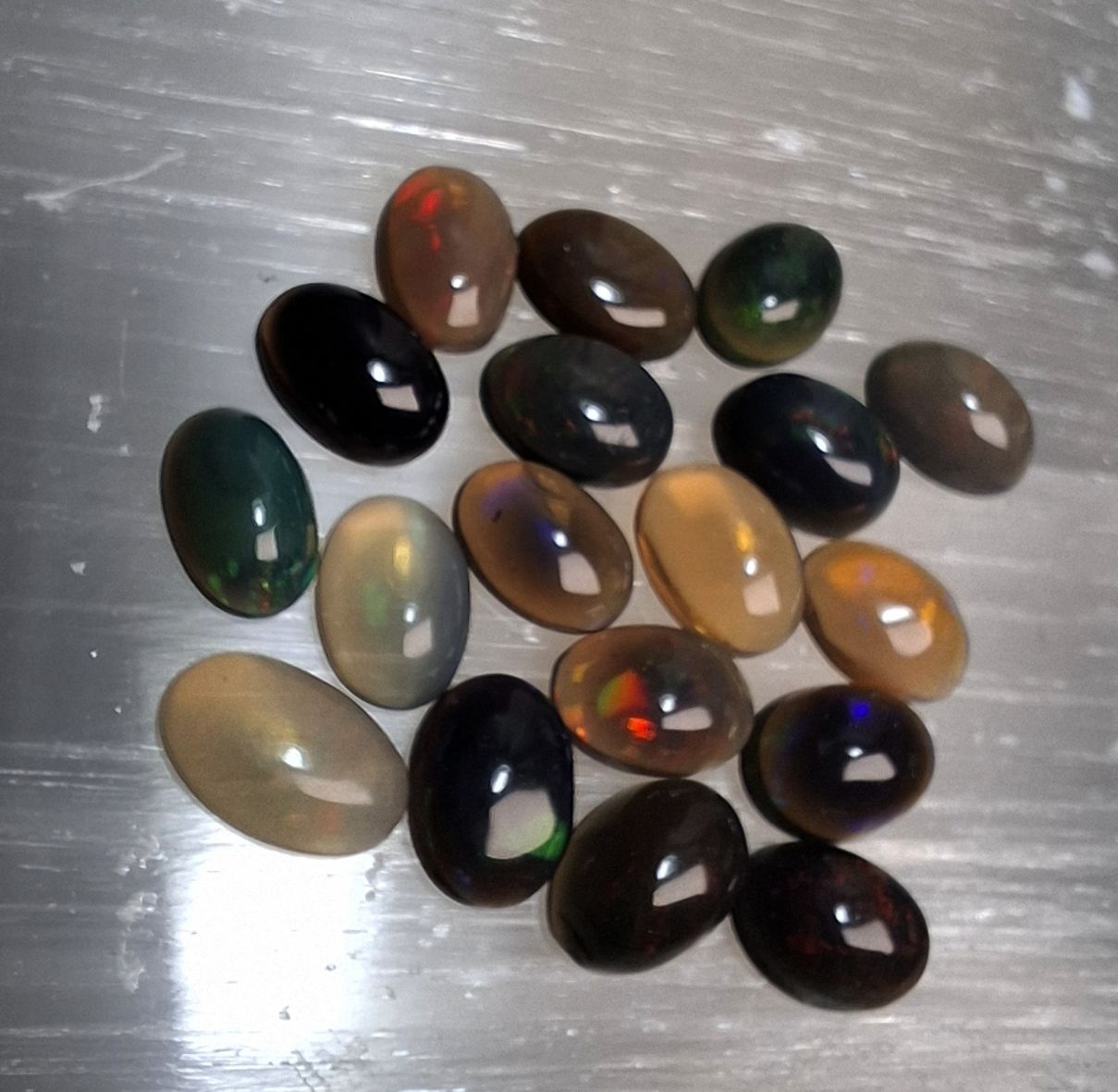  Opal Cabochon  - AA+ kvalitet- 18st - 2