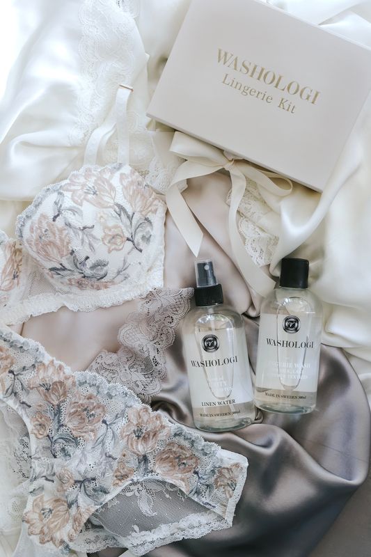 Washologi Lingerie Kit