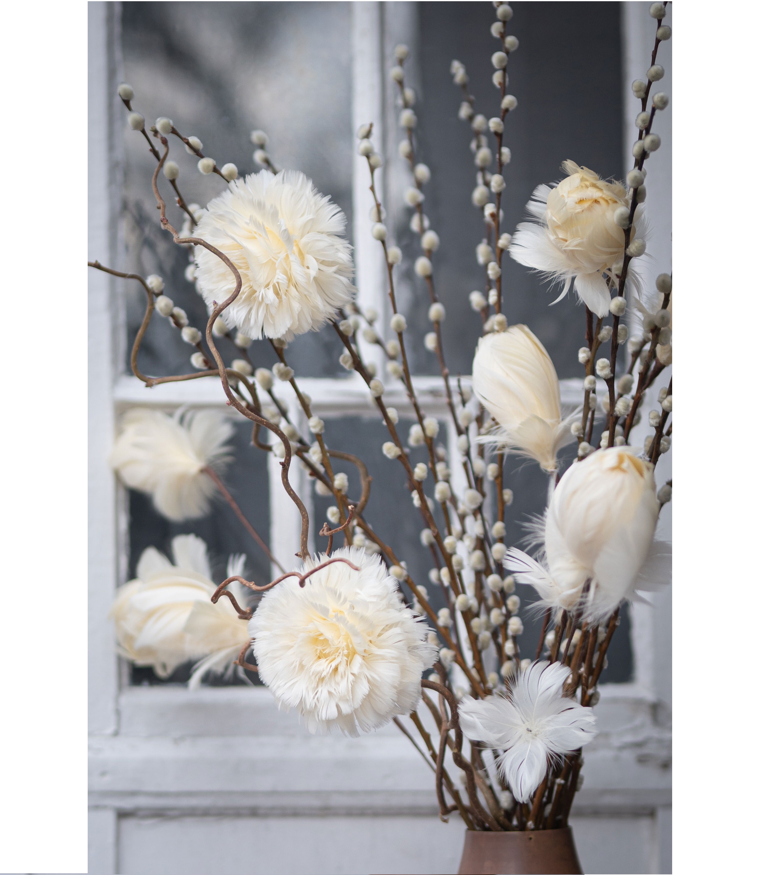 Kvist med 3 fjäderknoppar vanilj 85 cm. Fjäderblomma fjädrar