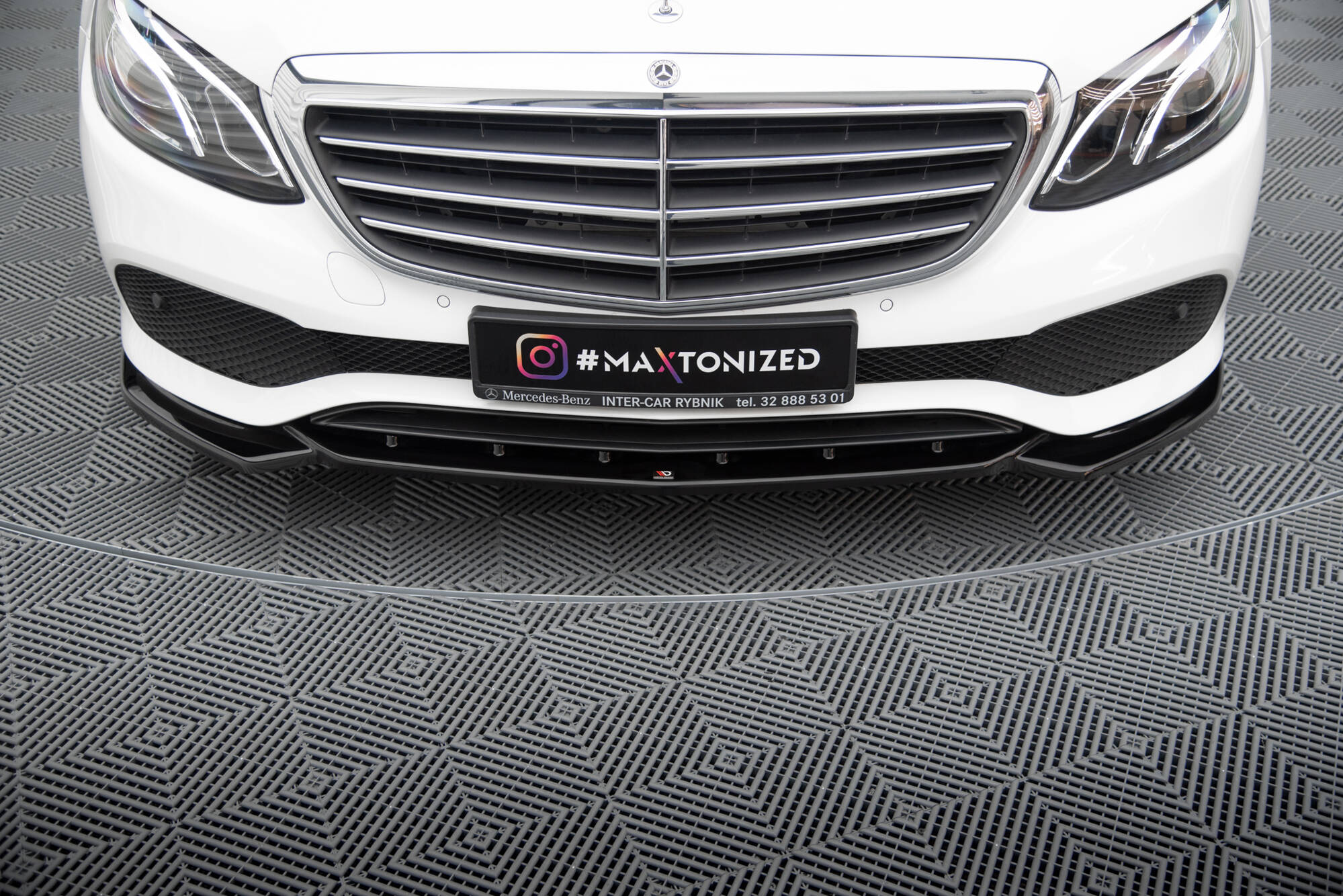 Maxton - Front Splitter Mercedes-Benz E W213 - 7