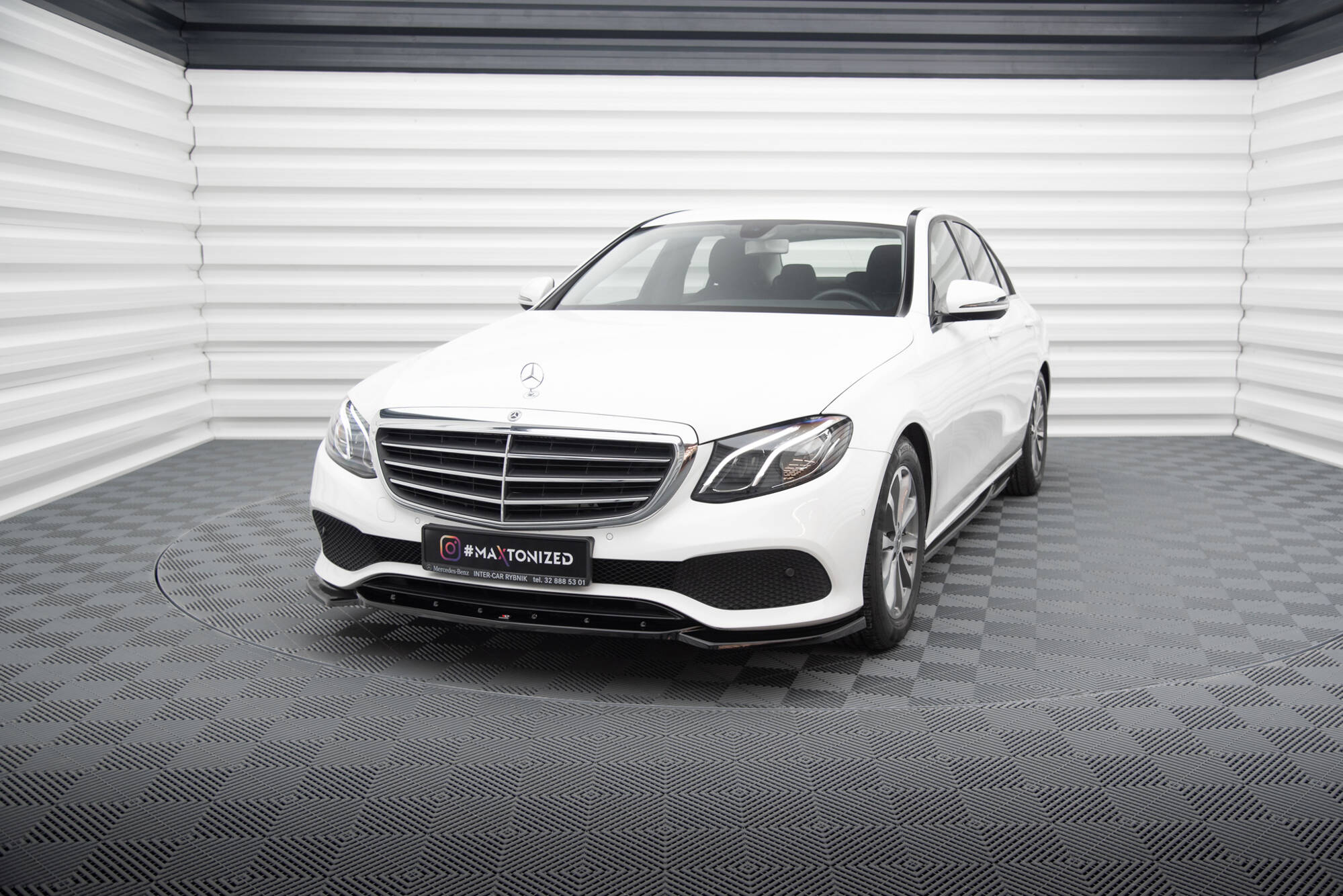 Maxton - Front Splitter Mercedes-Benz E W213 - 5