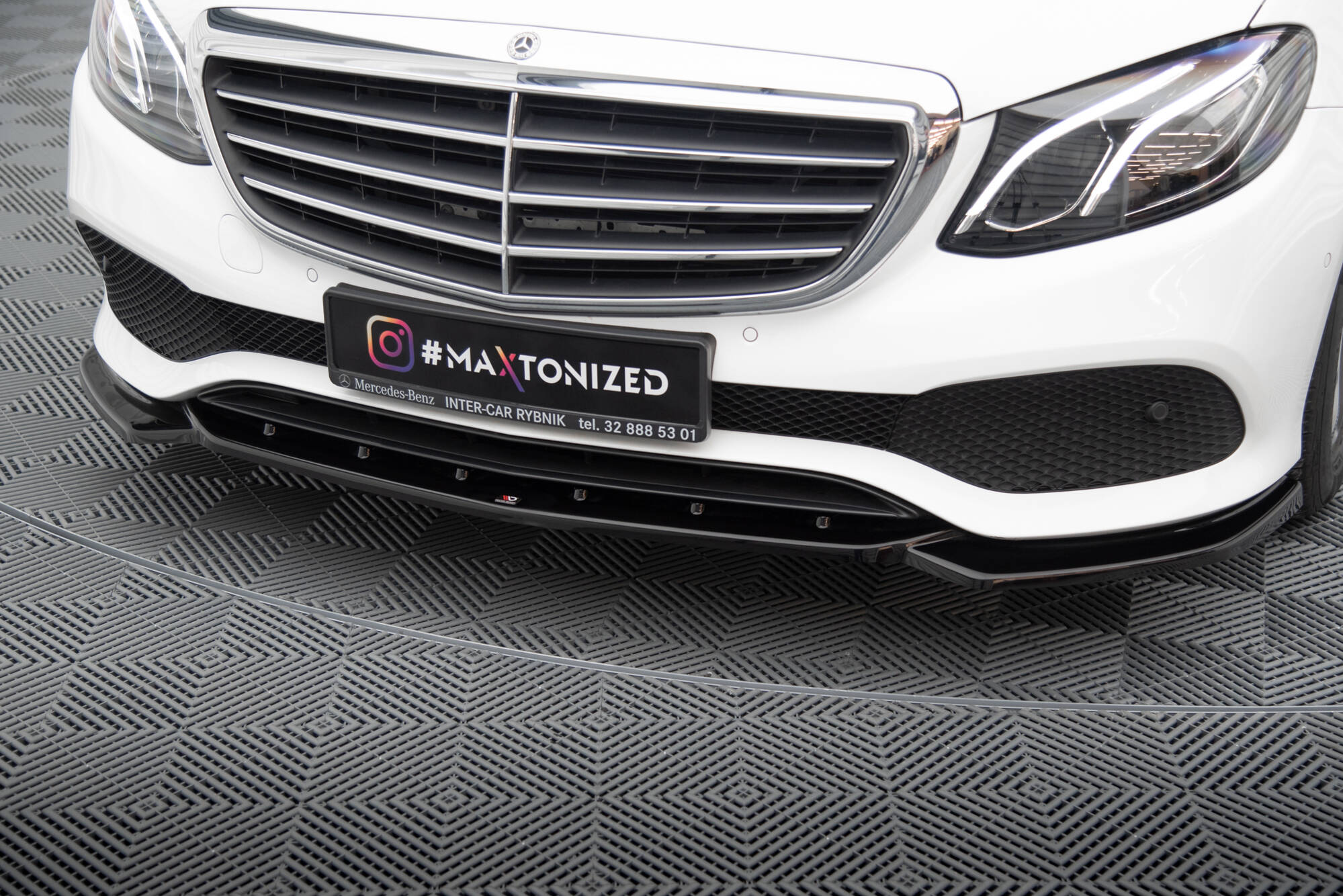Maxton - Front Splitter Mercedes-Benz E W213 - 6