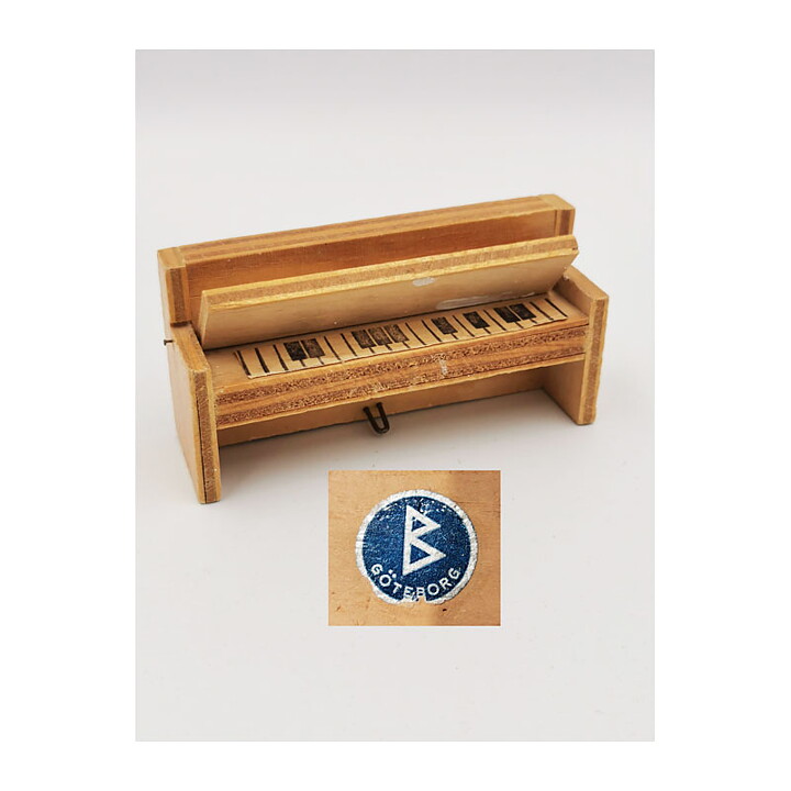 Dukkehus Second Hand - BRIO Piano 1940-50-tallet