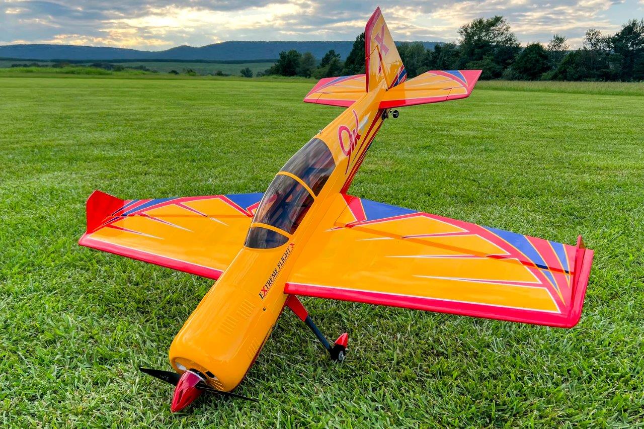 Extreme Flight Yak 54 60tum/1.5M T-Motor AM600 V2 Yellow/Red