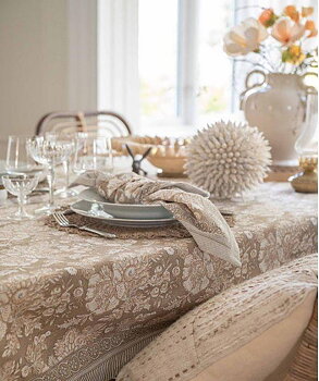 Textilvaxduk akrylatduk Provence linbeige avtorkningsbar 250x140cm shabby chic lantlig stil Gårdsromantik