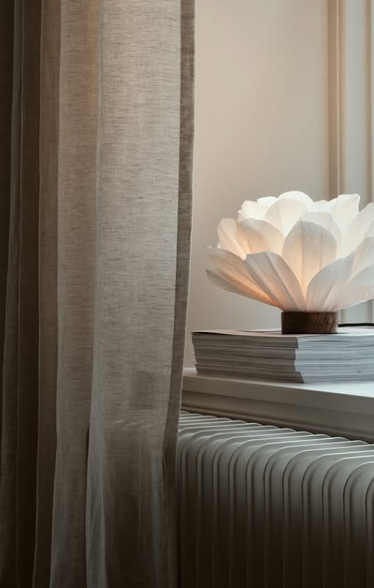 Lisa bordslampa - Papper/Trä - Lampa - Lotus - Vit - 5
