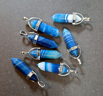 Blåband agat  Spets Hänge 
