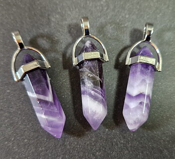 Hexagon Stenhänge i Band Ametist ( Chevron amethyst)