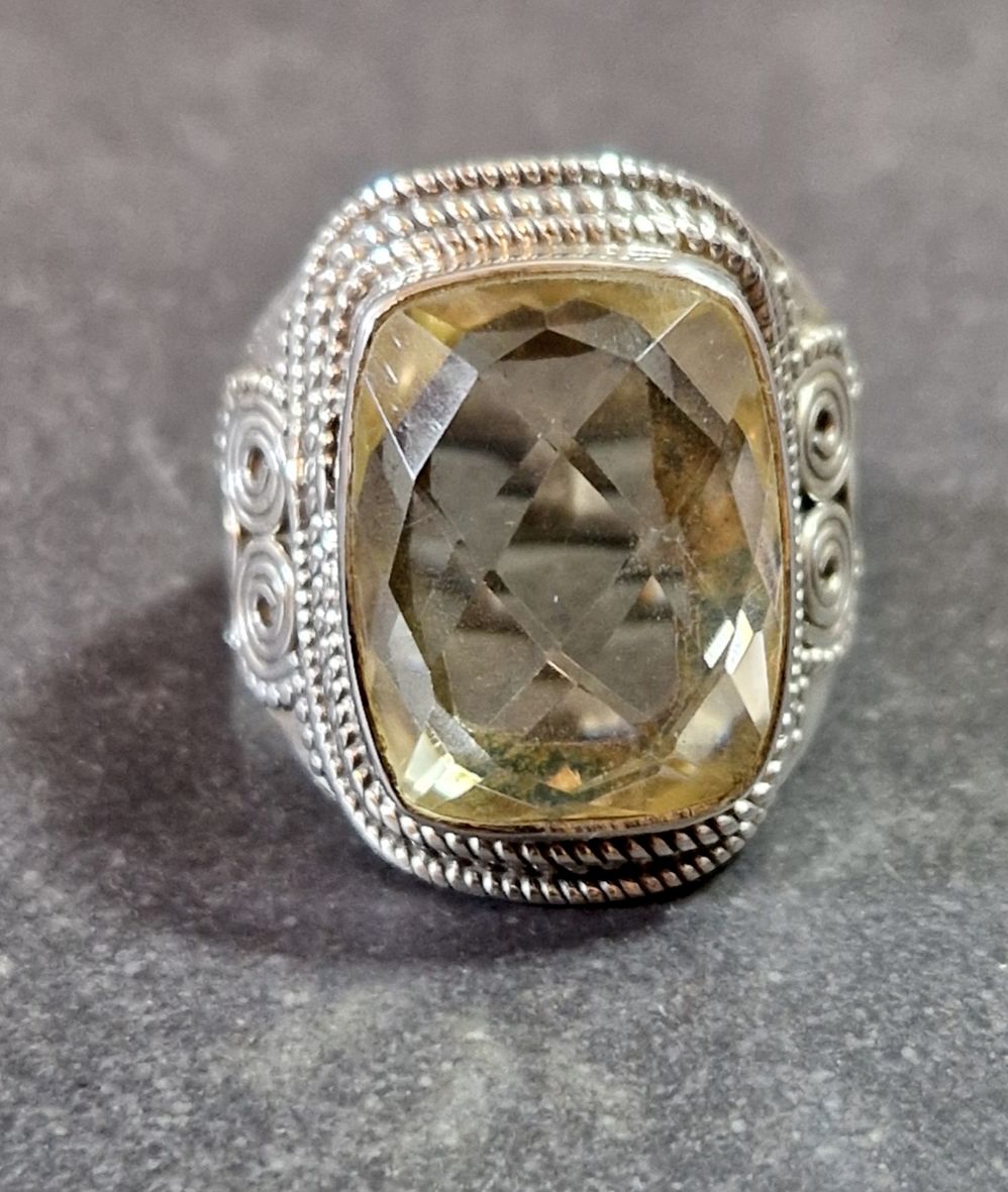 Filigran Ring Silver - Citrin Cabochon - 3 sorter - 3