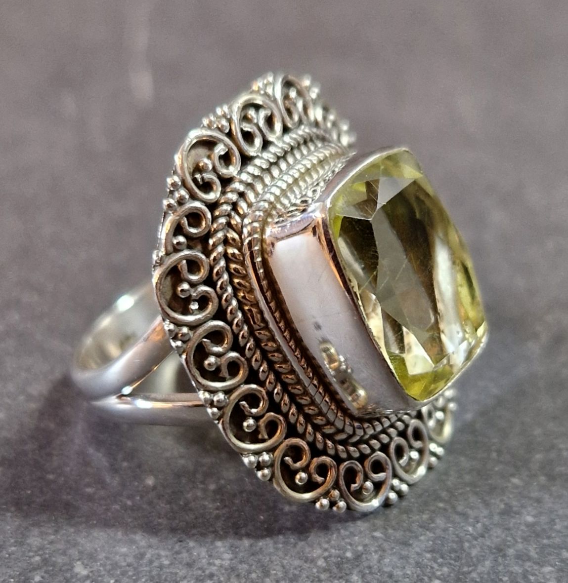 Filigran Ring Silver - Citrin Cabochon - 4 sorter - 9