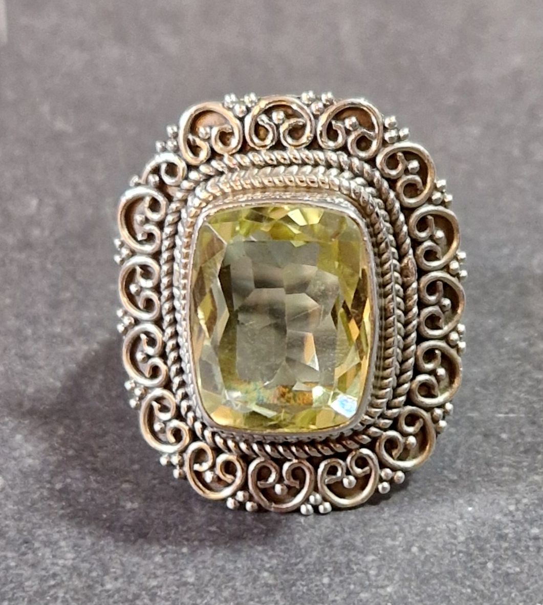 Filigran Ring Silver - Citrin Cabochon - 4 sorter - 8