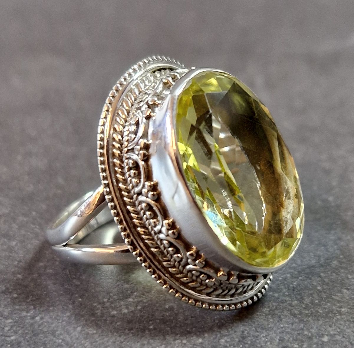 Filigran Ring Silver - Citrin Cabochon - 4 sorter - 7