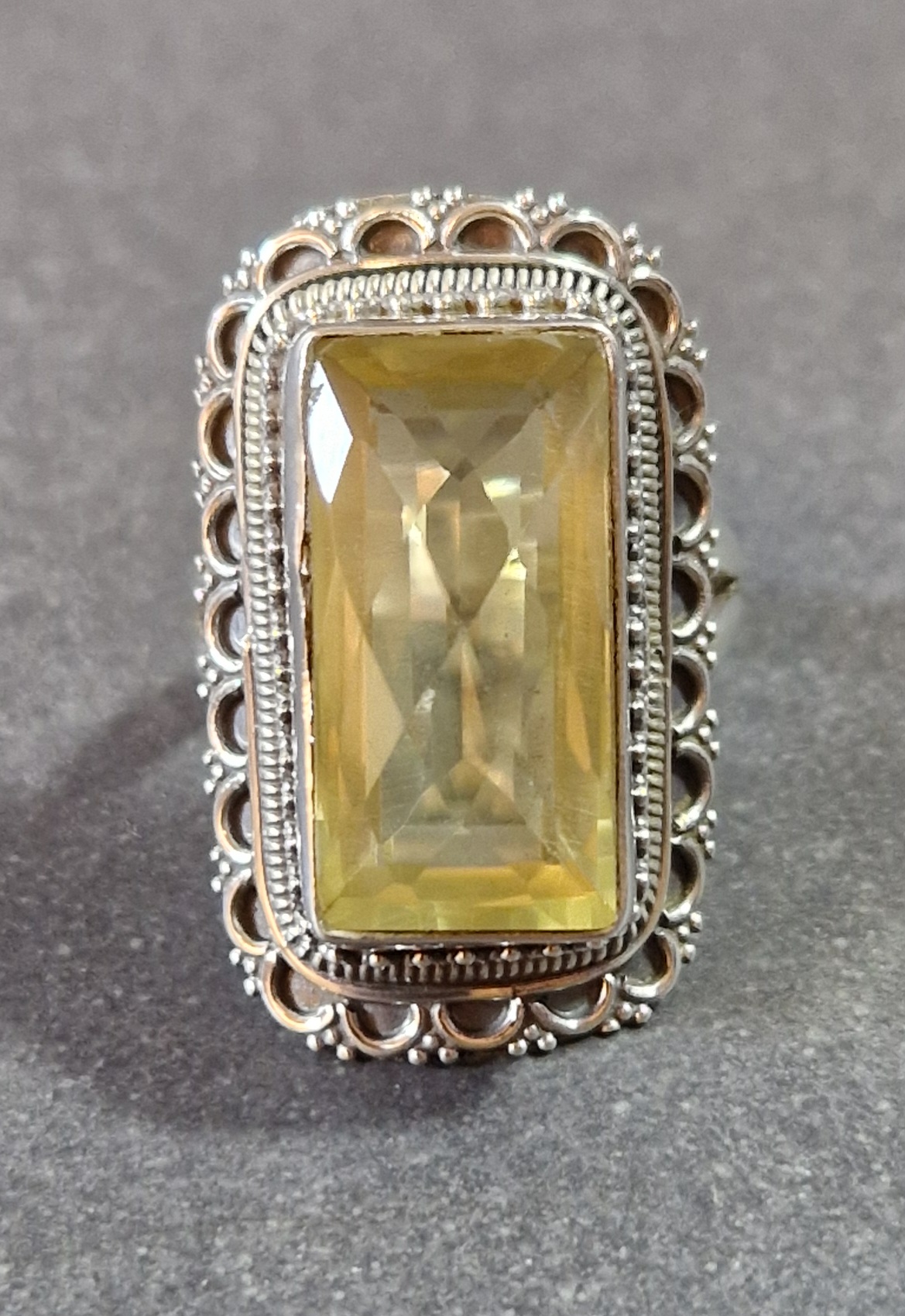 Filigran Ring Silver - Citrin Cabochon - 3 sorter - 7