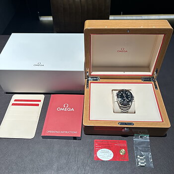 SÅLD 1 mars 2025 för 42.900:- Omega Seamaster Planet Ocean 600m 43,5