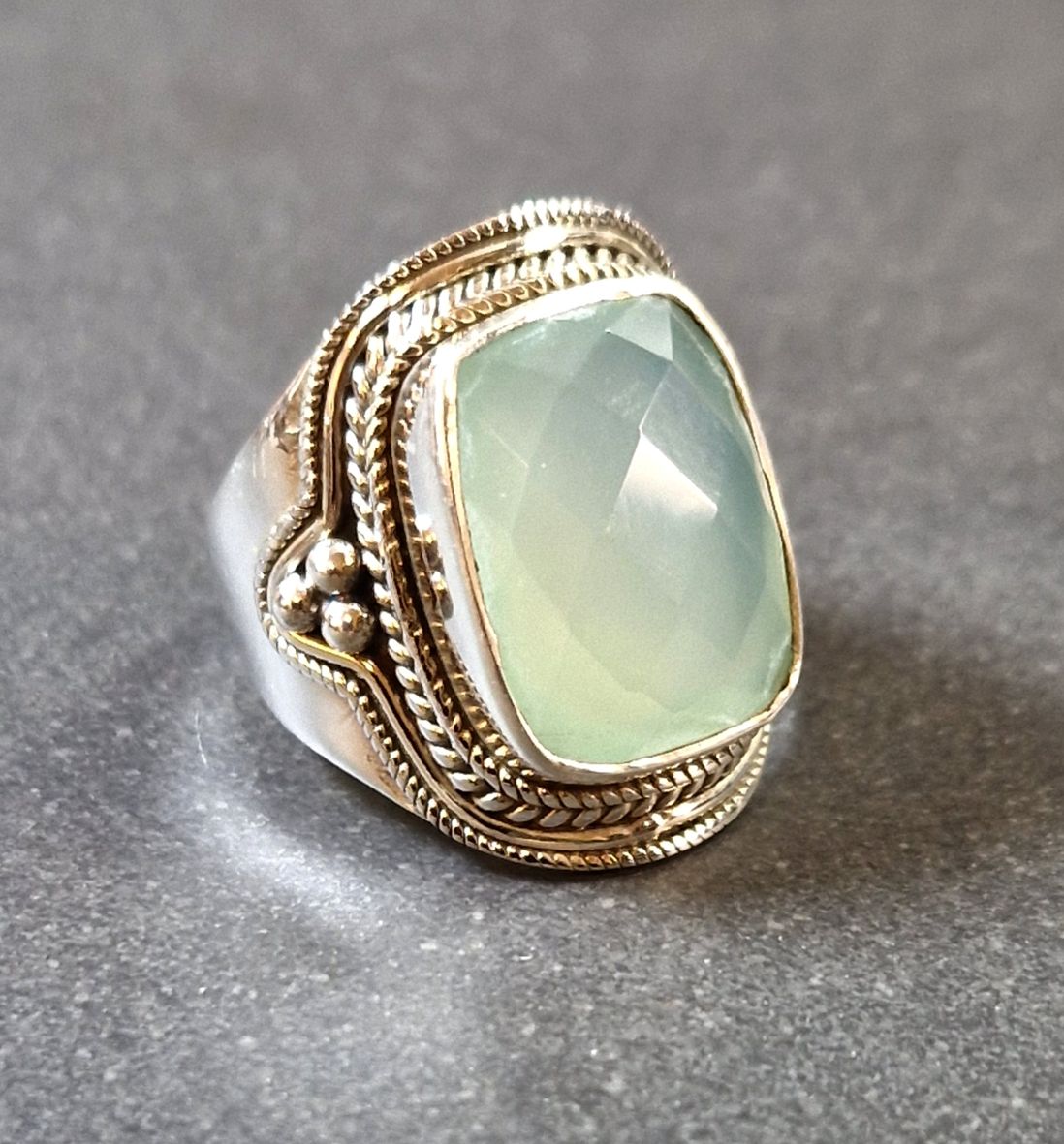 Filigran Ring Silver - Blå Kalcedon Cabochon  - 6
