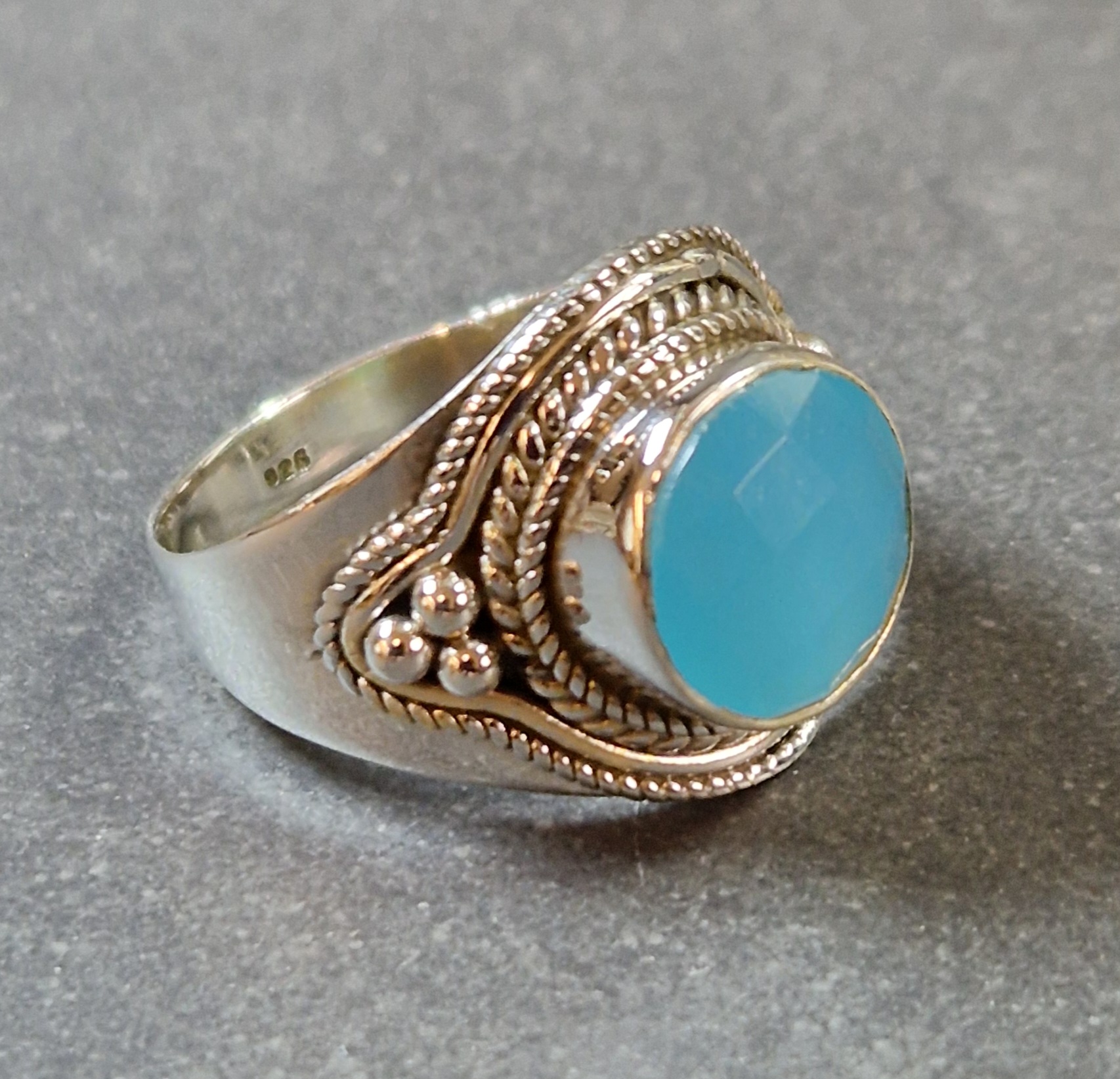 Filigran Ring Silver - Blå Kalcedon Cabochon - 4 sorter - 4