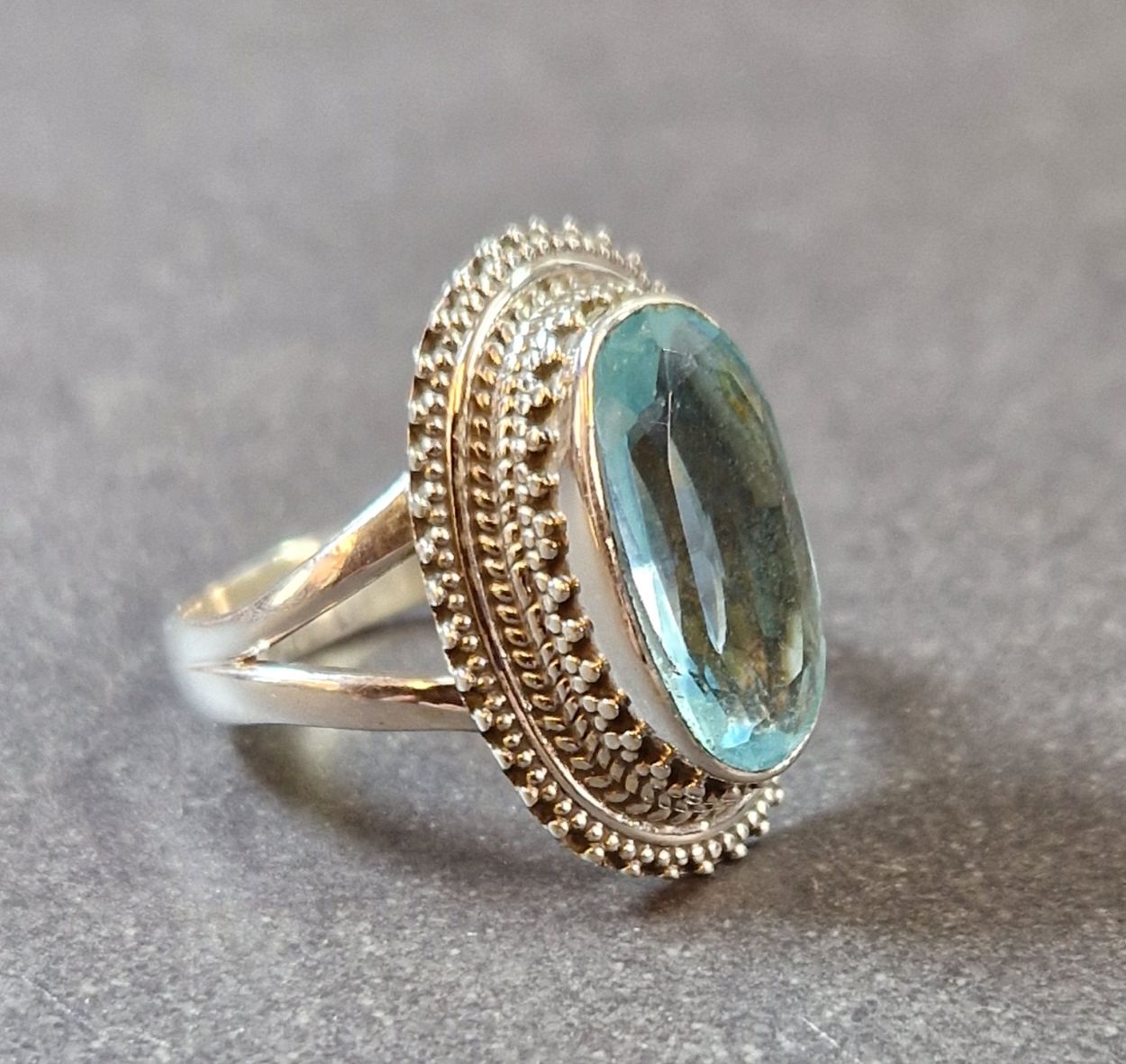 Filigran Ring Silver - Topas Cabochon - 3 sorter - 5