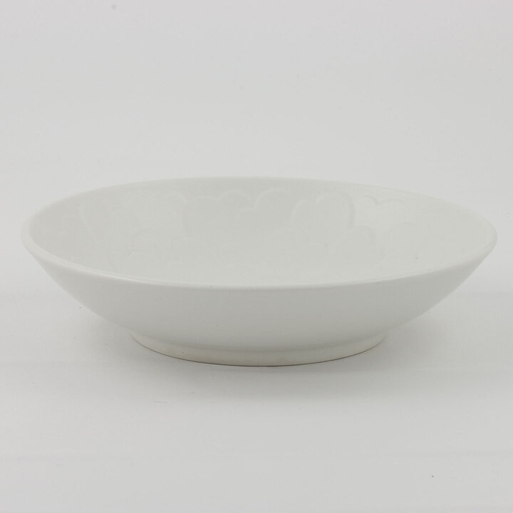 Gertrud Lönegren (Capri 1936) White Bowl with Leaf Relief 19 cm