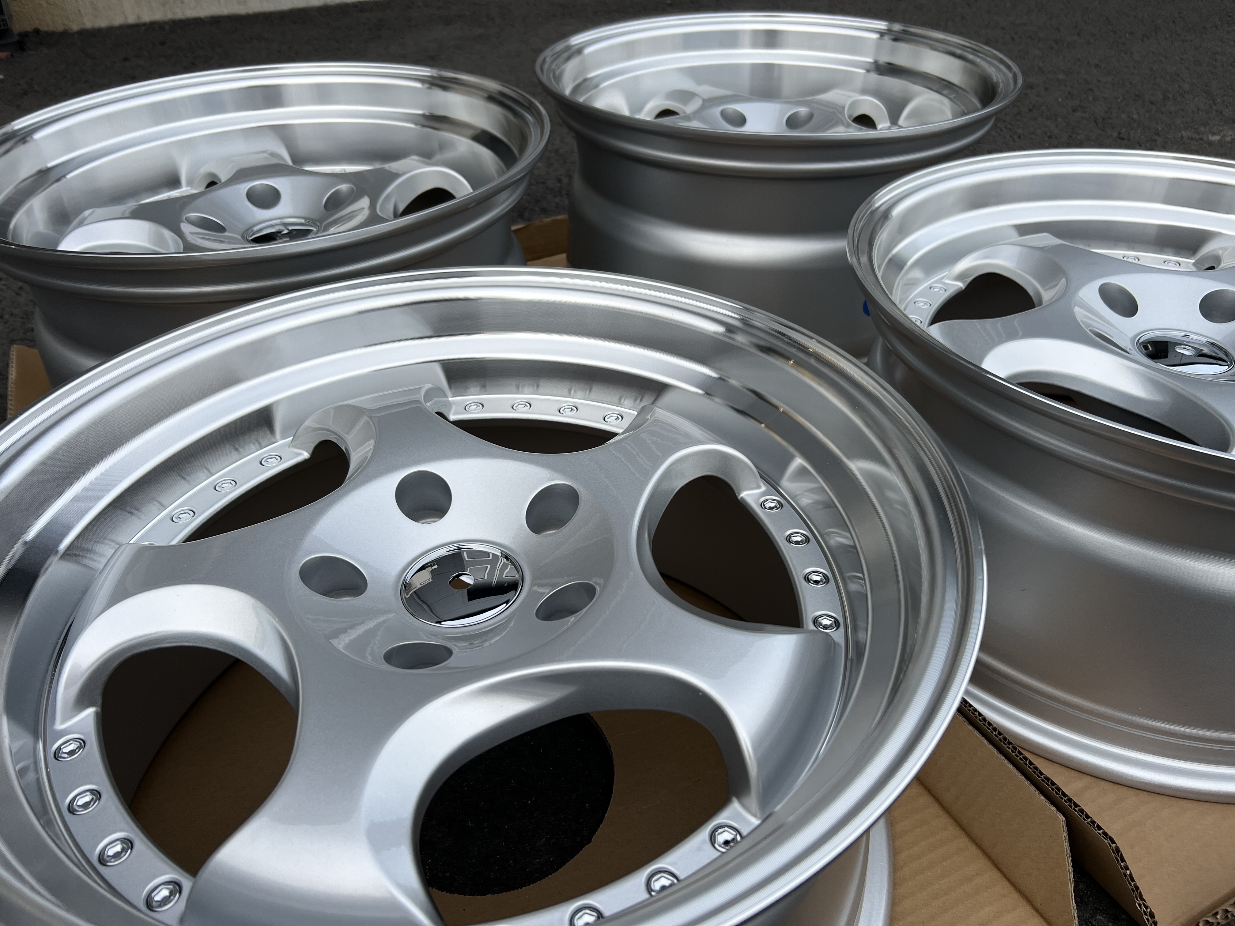 17" ZW1 Style Silver/pol 5x120 - 7