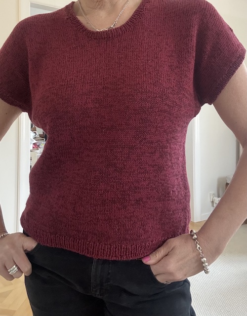 Idas tee, rund hals