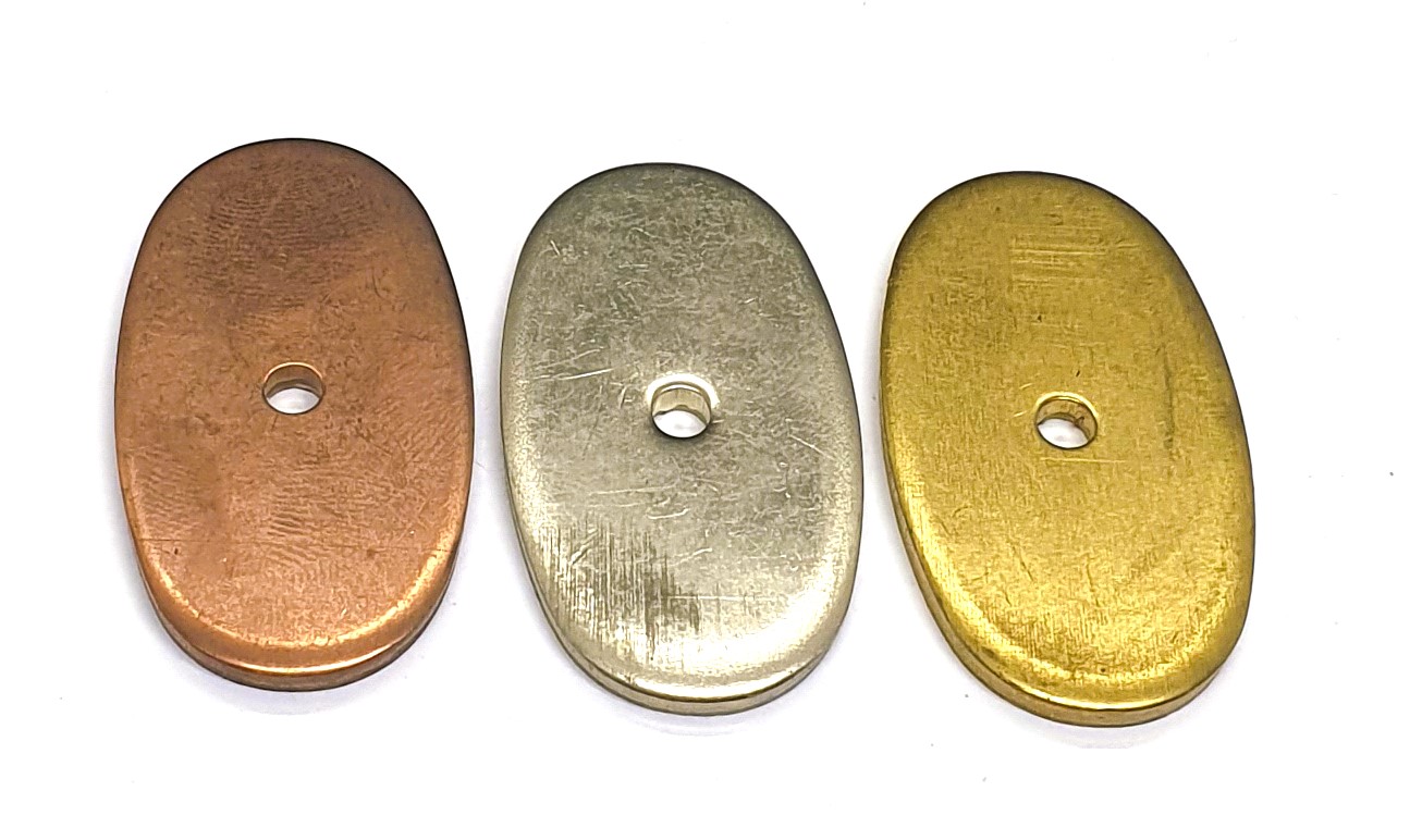 Metallbricka 44 x 24 mm