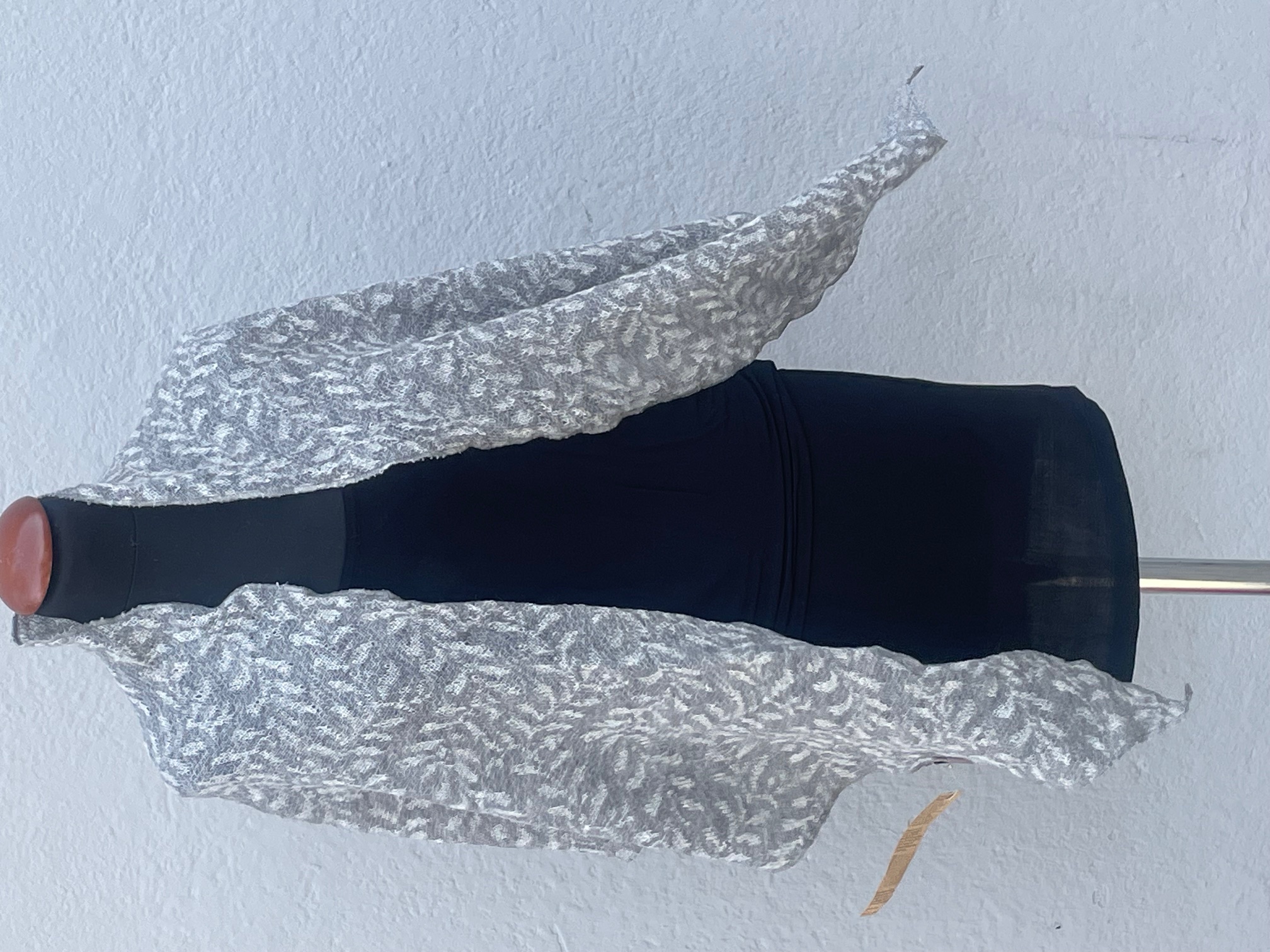 Hoby sjal.  Färg: Sill/Segel
