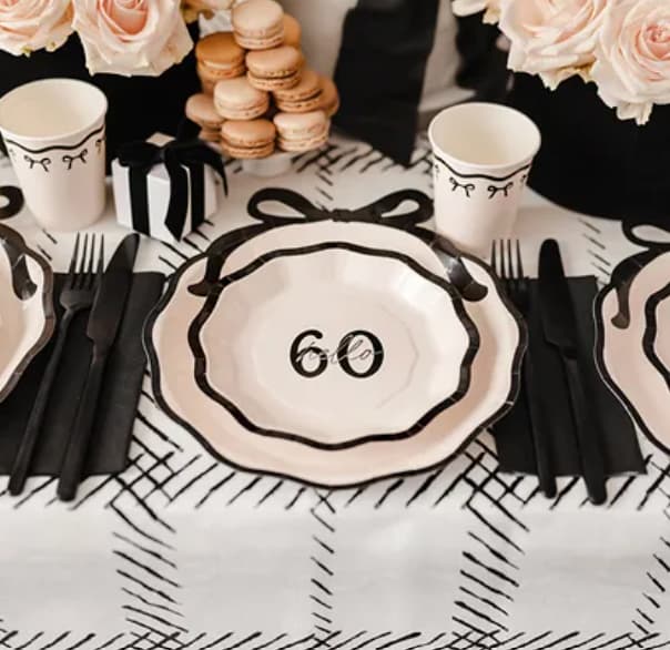 Papperstallrikar - "Happy 60" 